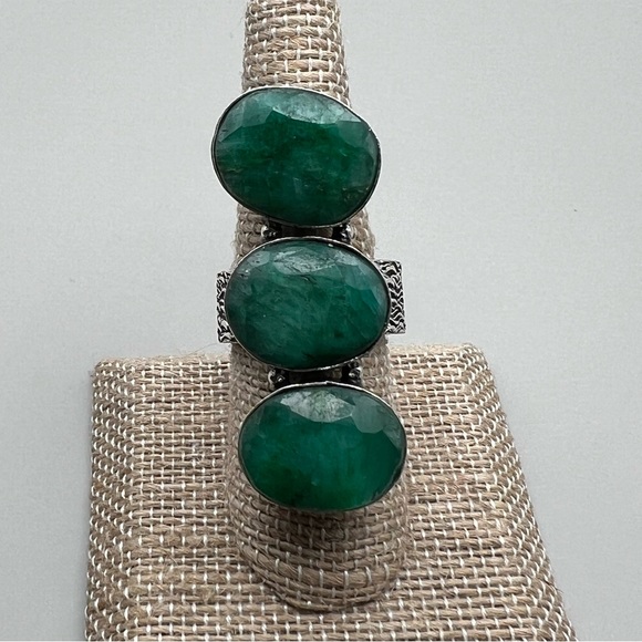 New Green Enhanced Emerald Multi Stone Silver Overlay Statement Ring Size 10 - Picture 3 of 8
